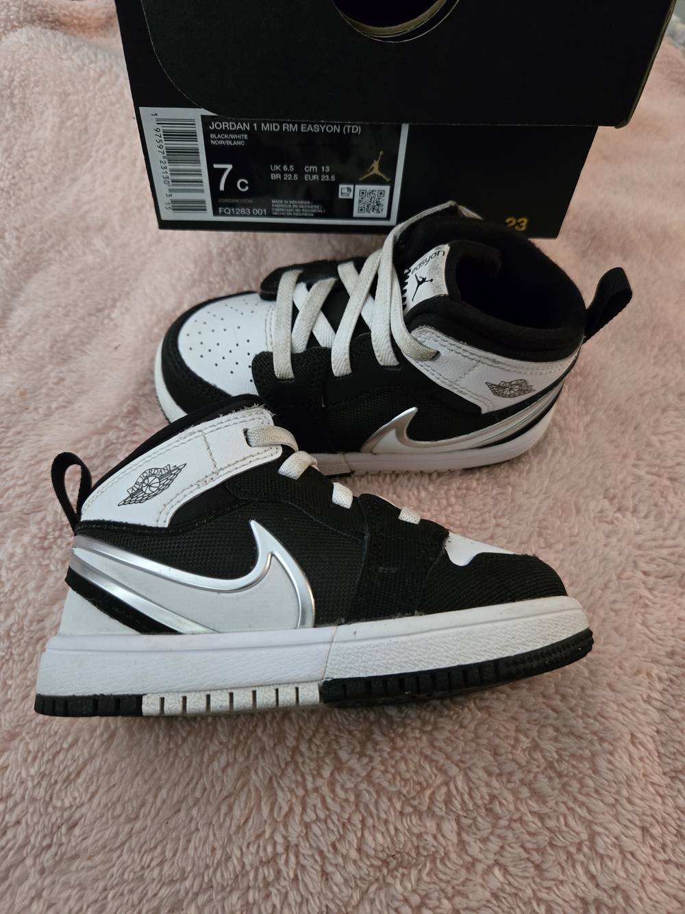 Jordan 1 Mid RM Easyon Kids Sneakers - Black/White/Silver